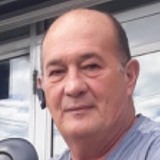 Bzuebh4 from Pineville | Man | 47 years old | Cancer
