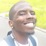 Larail from Highland Park | Man | 36 years old | Taurus