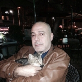 Bruce from Abu Dhabi | Man | 57 years old | Aquarius
