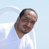 Well from Cairo Montenotte | Man | 45 years old | Taurus