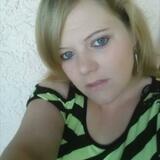 Debbie from Maryville | Woman | 31 years old | Aries