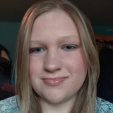 22Newtit from Hemlock | Woman | 24 years old | Pisces