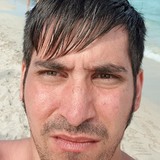Andy from Luzern | Man | 35 years old | Aries