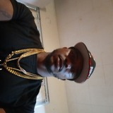 Dezfullerqu from Tampa | Man | 40 years old | Sagittarius