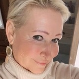 Stacia from Langenzersdorf | Woman | 45 years old | Cancer