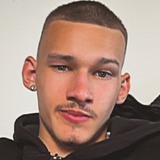 Finleyspenim from Bartley Green | Man | 18 years old | Cancer