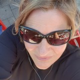 Zazou from Fribourg | Woman | 53 years old | Aquarius