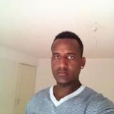 Zerit from Lausanne | Man | 40 years old | Taurus