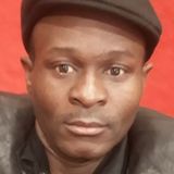 Camerounais from Eboli | Man | 45 years old | Gemini