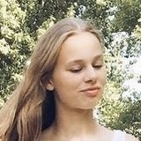 Aeglo from Sint-Niklaas | Woman | 22 years old | Capricorn