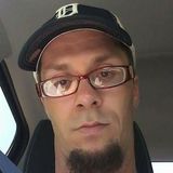 Louis from Twining | Man | 40 years old | Virgo