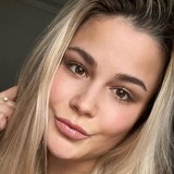 Jvhgfb from Rockville | Woman | 39 years old | Aquarius
