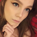 Allisonkisskiss from Singapore | Woman | 34 years old | Aquarius