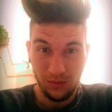 Laky from Lamezia Terme | Man | 30 years old | Libra