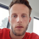 Ardianshehu8Ui from Namur | Man | 31 years old | Taurus
