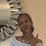 Hanna from Edmonton | Woman | 40 years old | Capricorn