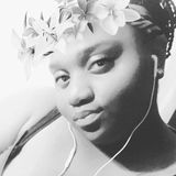 August from Windsor | Woman | 28 years old | Virgo