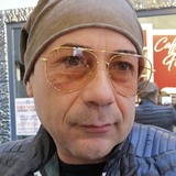 Alex from Florence | Man | 55 years old | Aries