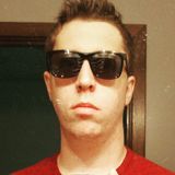 Garrett from Pecatonica | Man | 29 years old | Cancer
