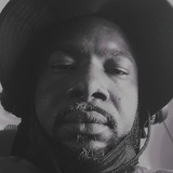 Mrjonesko from Nassau | Man | 44 years old | Aries