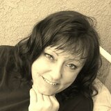 Angeline from Lewiston | Woman | 49 years old | Taurus