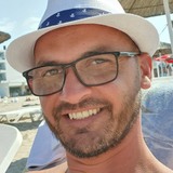 Cornelchirugsb from Sibiu | Man | 38 years old | Taurus