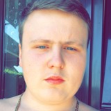 Steventhys3V from Evere | Man | 22 years old | Cancer