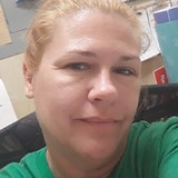 Robine from Hialeah | Woman | 52 years old | Scorpio