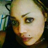 Laura from Saeffle | Woman | 38 years old | Taurus