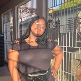 Kayla from Minneapolis | Woman | 25 years old | Libra