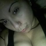 Deka from Navegantes | Woman | 34 years old | Aquarius