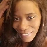 Mo from Colorado Springs | Woman | 46 years old | Capricorn
