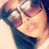 Dereg from Minneapolis | Woman | 35 years old | Capricorn