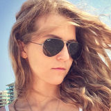 Petru from Budapest | Woman | 34 years old | Aquarius