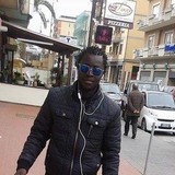 Évidemment from Poitiers | Man | 27 years old | Capricorn
