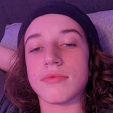 Charleybuttsju from Cleveland | Man | 22 years old | Capricorn