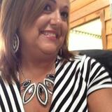 Naomi from Rockford | Woman | 50 years old | Aquarius