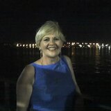 Farah from Perkasie | Woman | 55 years old | Capricorn