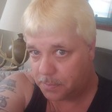 David from Charles City | Man | 52 years old | Capricorn