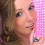 Isabelle from Antwerp | Woman | 37 years old | Aries