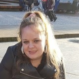 Mich from Amsterdam-Zuidoost | Woman | 44 years old | Cancer