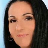 Angelie from Vienna | Woman | 54 years old | Taurus