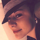 Purple from Torino | Woman | 33 years old | Taurus
