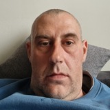 Toniengelbaraf from Oldenburg | Man | 48 years old | Leo